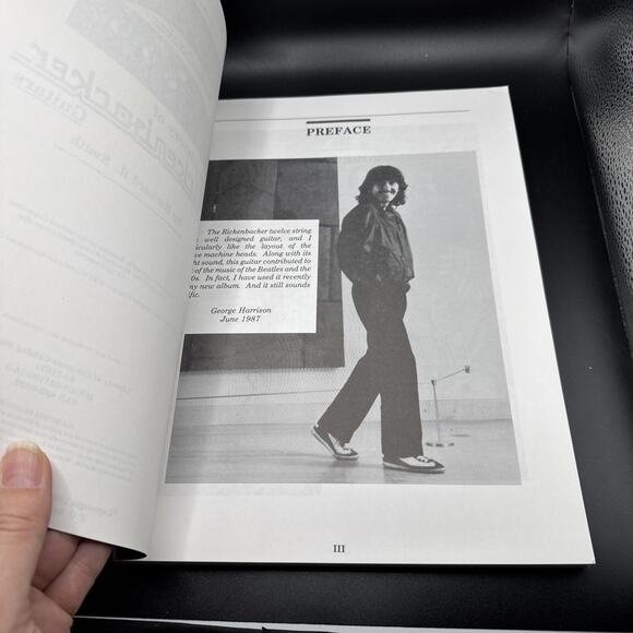 Rickenbacker for the first time a complete and Illustrated History Book - Picture 5 of 9